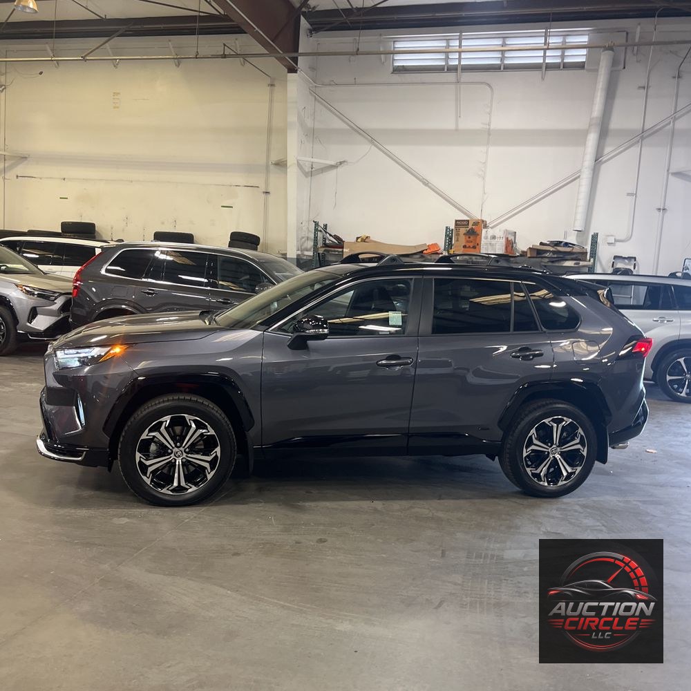 2025 Toyota RAV4 PHEV XSE 4D SUV AWD