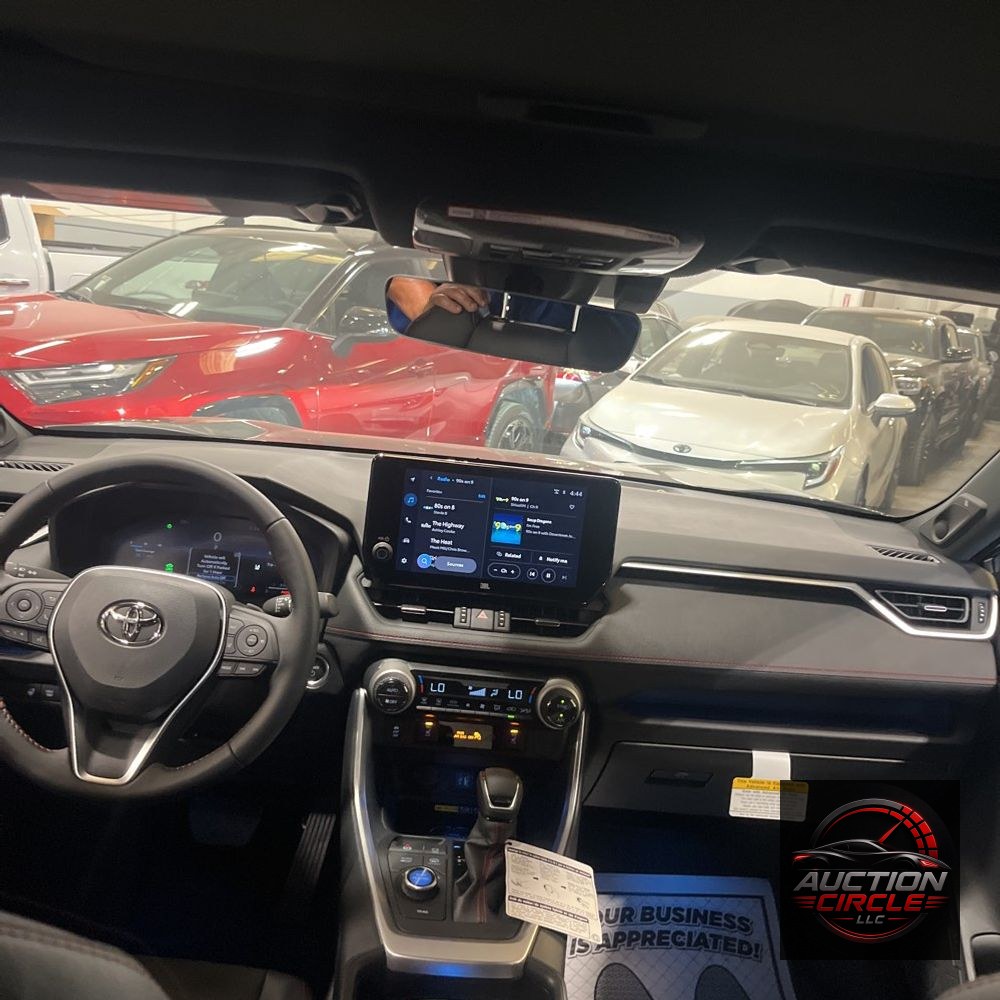 2025 Toyota RAV4 PHEV XSE 4D SUV AWD