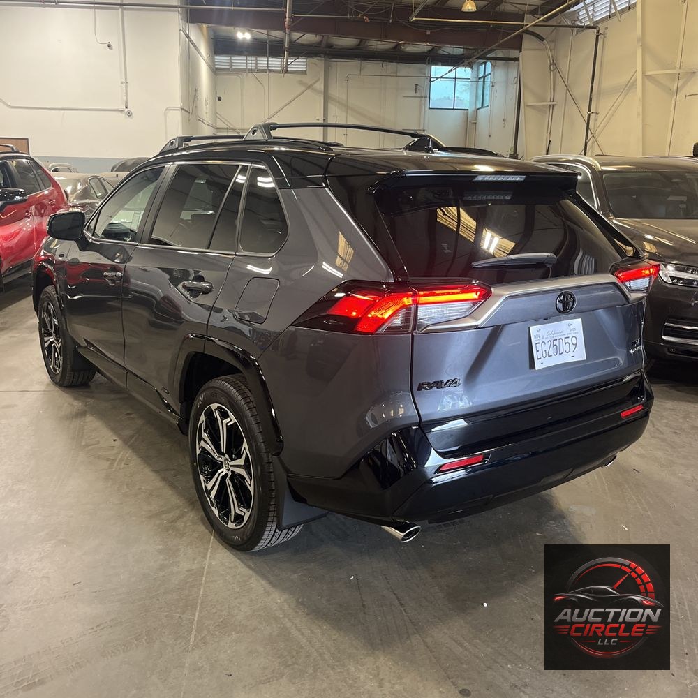 2025 Toyota RAV4 PHEV XSE 4D SUV AWD