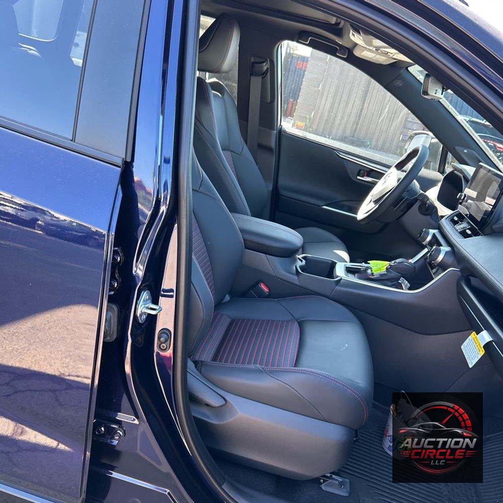 2025 Toyota RAV4 Plug-in Hybrid XSE