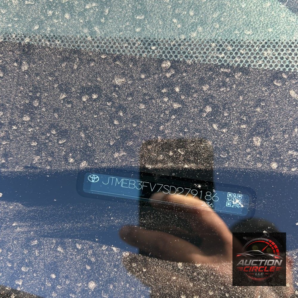 2025 Toyota RAV4 Plug-in Hybrid XSE