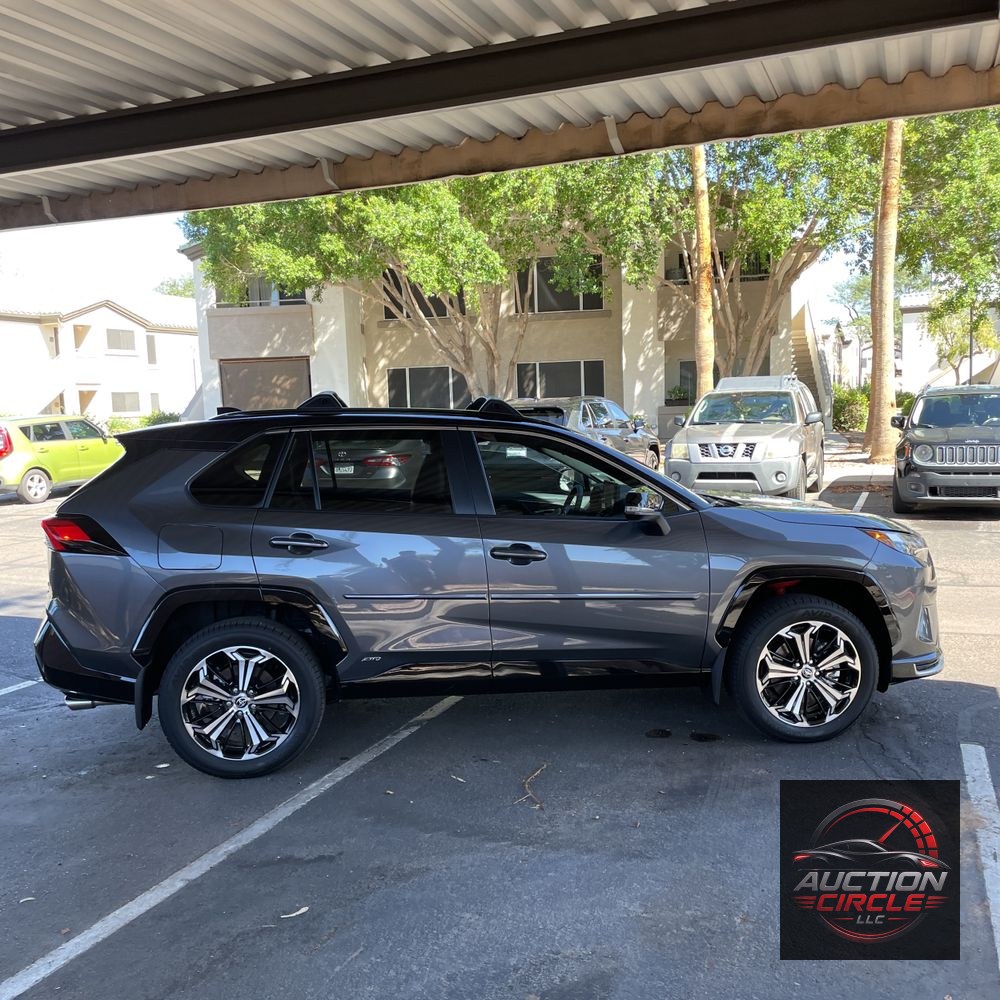 2025 Toyota RAV4 Plug-in Hybrid XSE