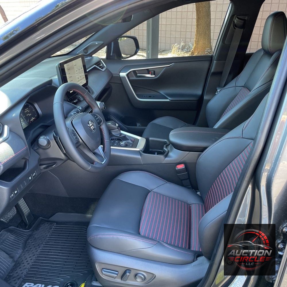 2025 Toyota RAV4 Plug-in Hybrid XSE