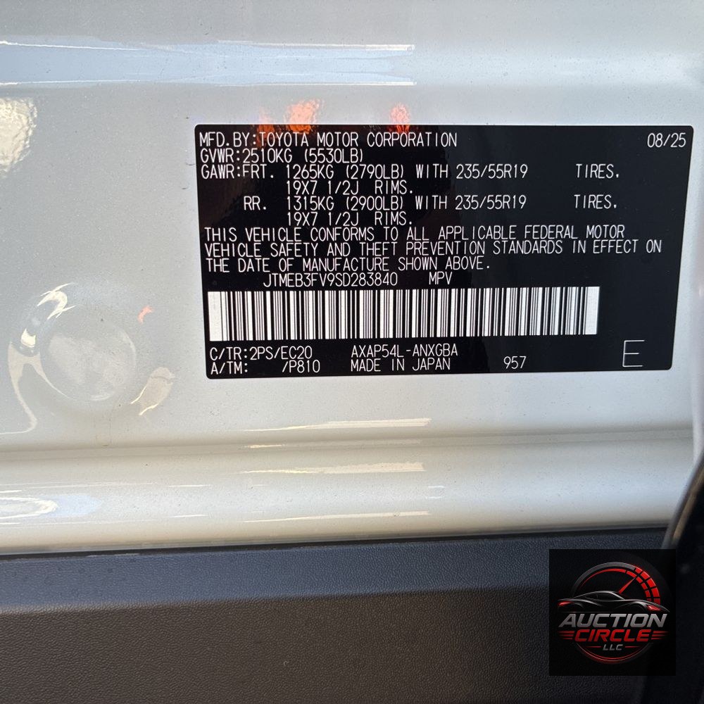 2025 Toyota RAV4 Plug-in Hybrid XSE