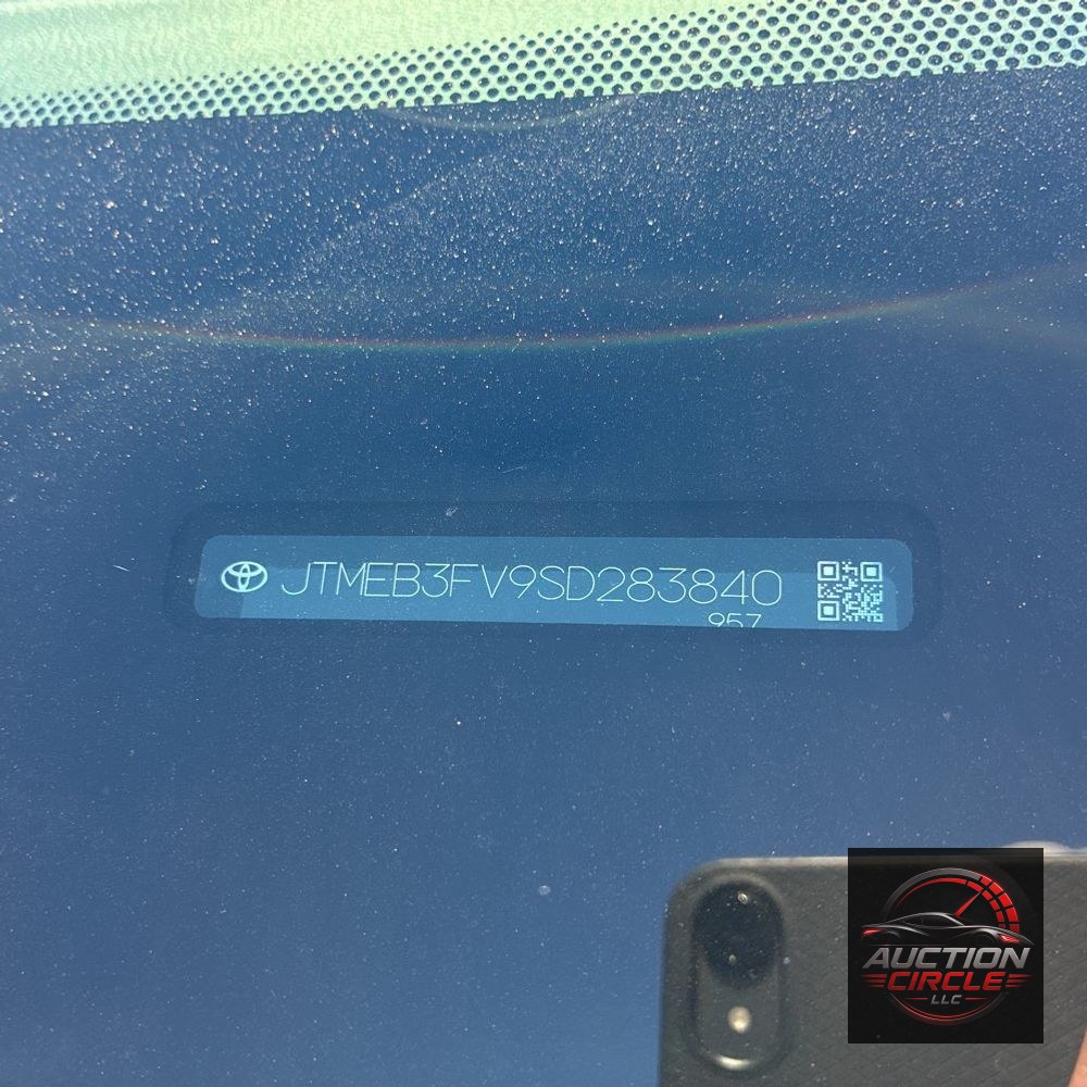 2025 Toyota RAV4 Plug-in Hybrid XSE