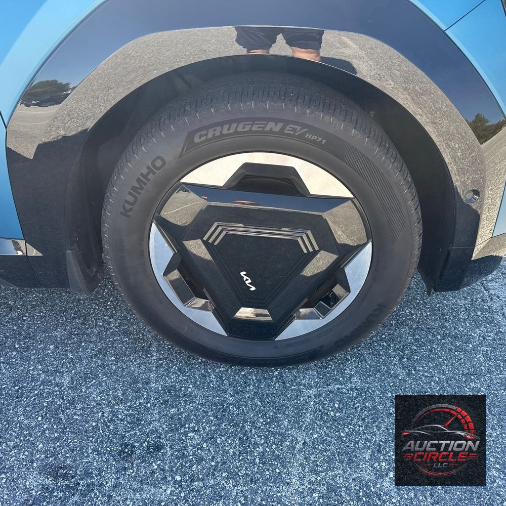 2024 Kia EV9 Land