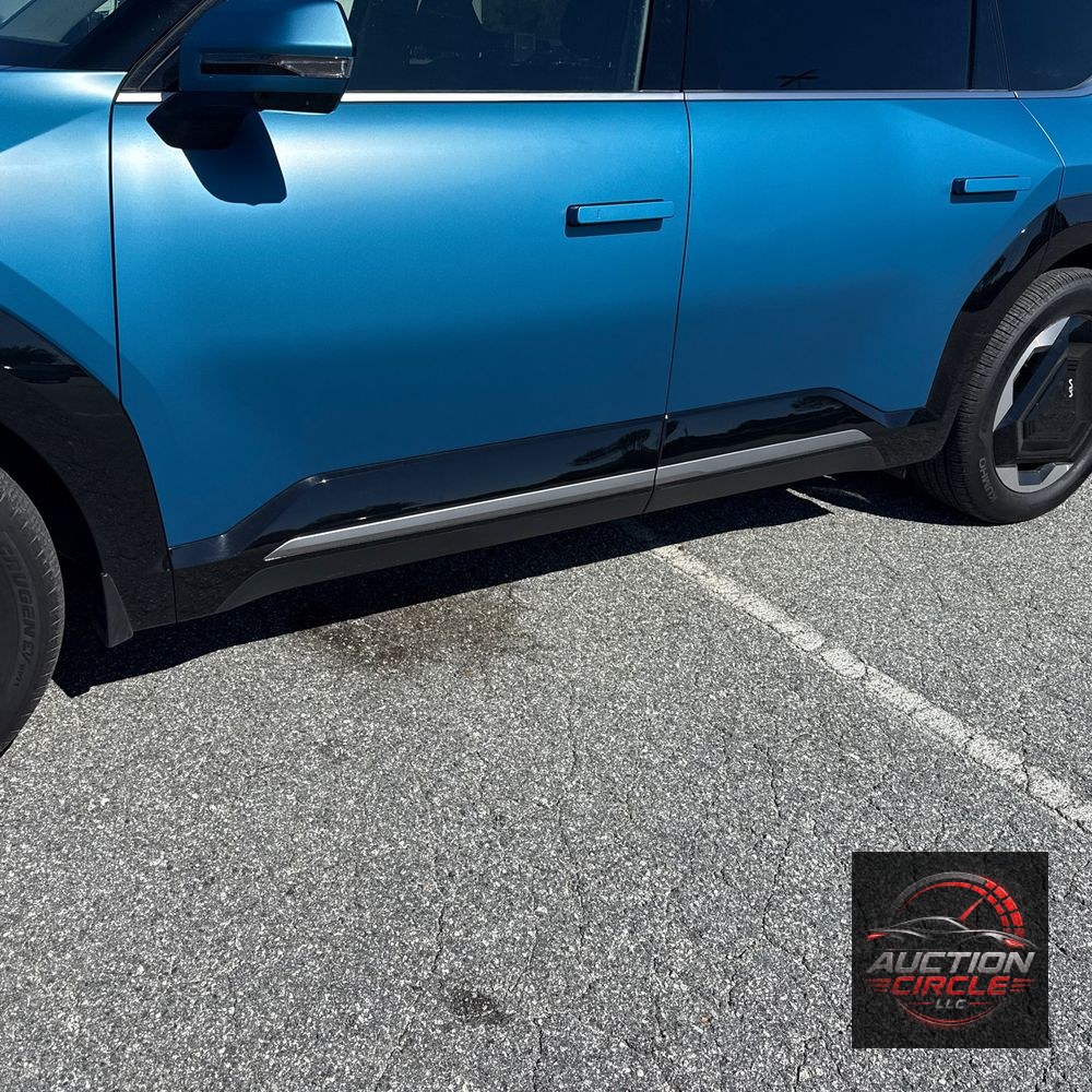 2024 Kia EV9 Land