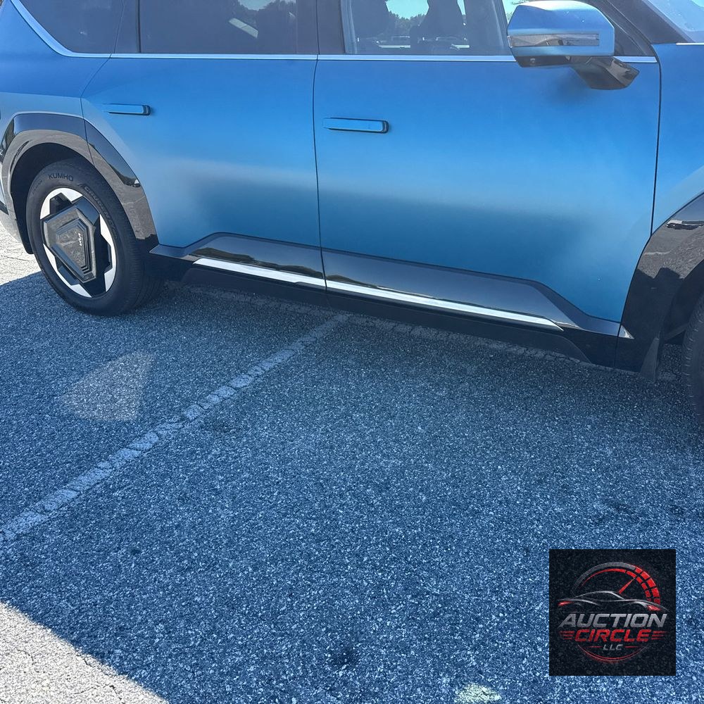 2024 Kia EV9 Land