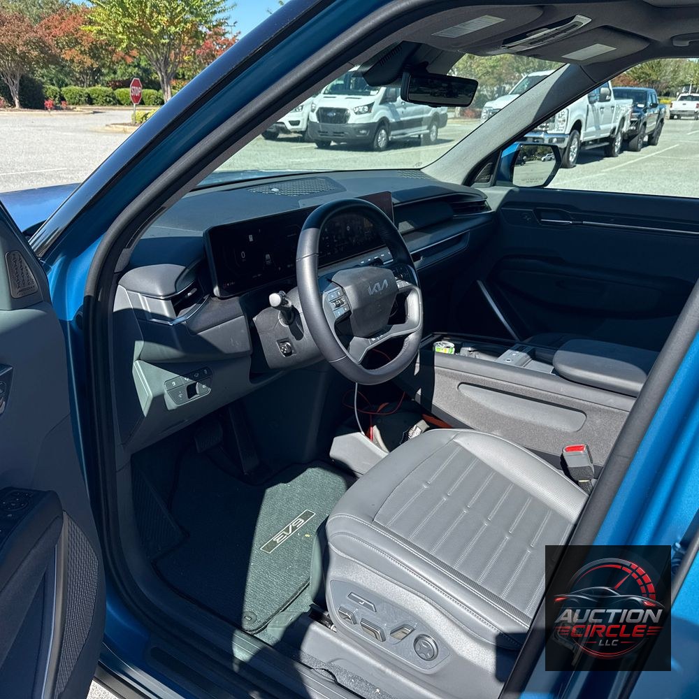 2024 Kia EV9 Land