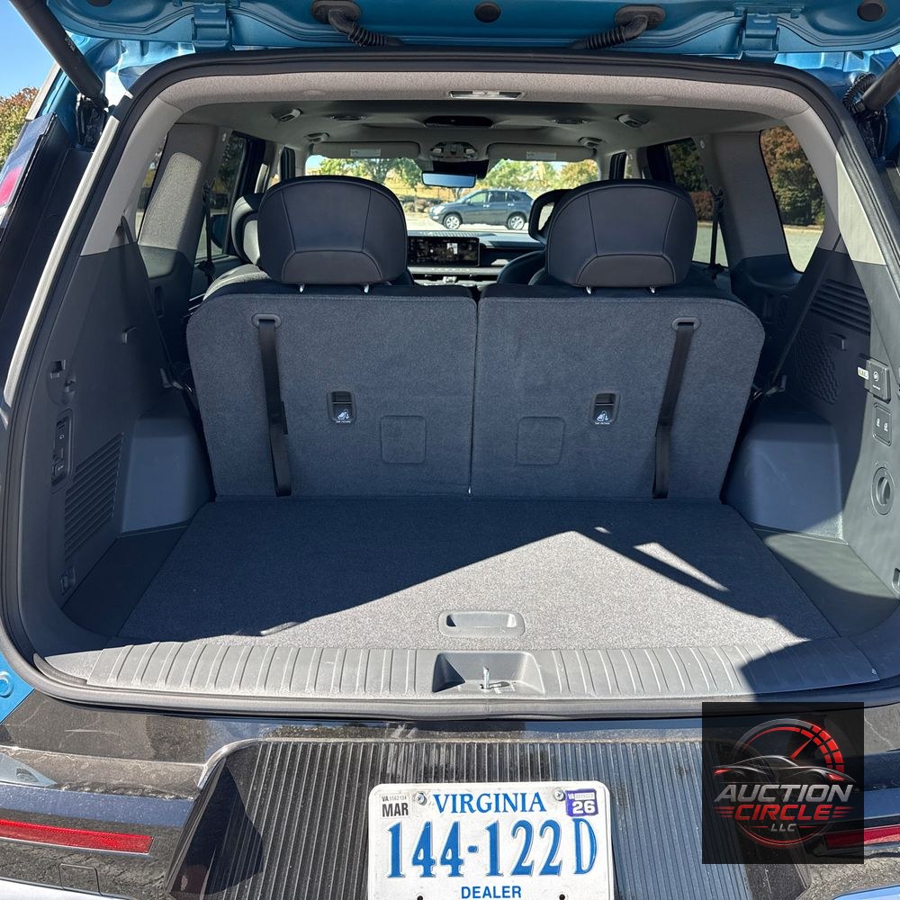 2024 Kia EV9 Land