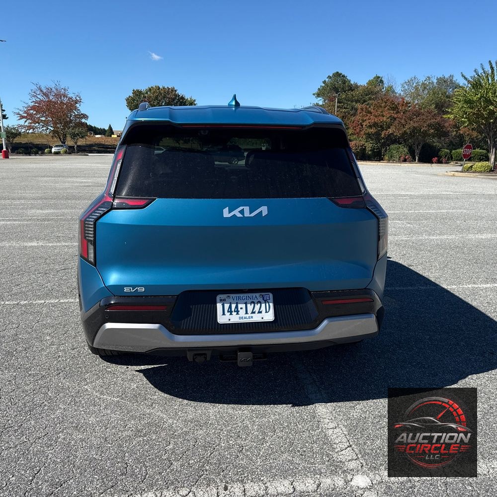 2024 Kia EV9 Land