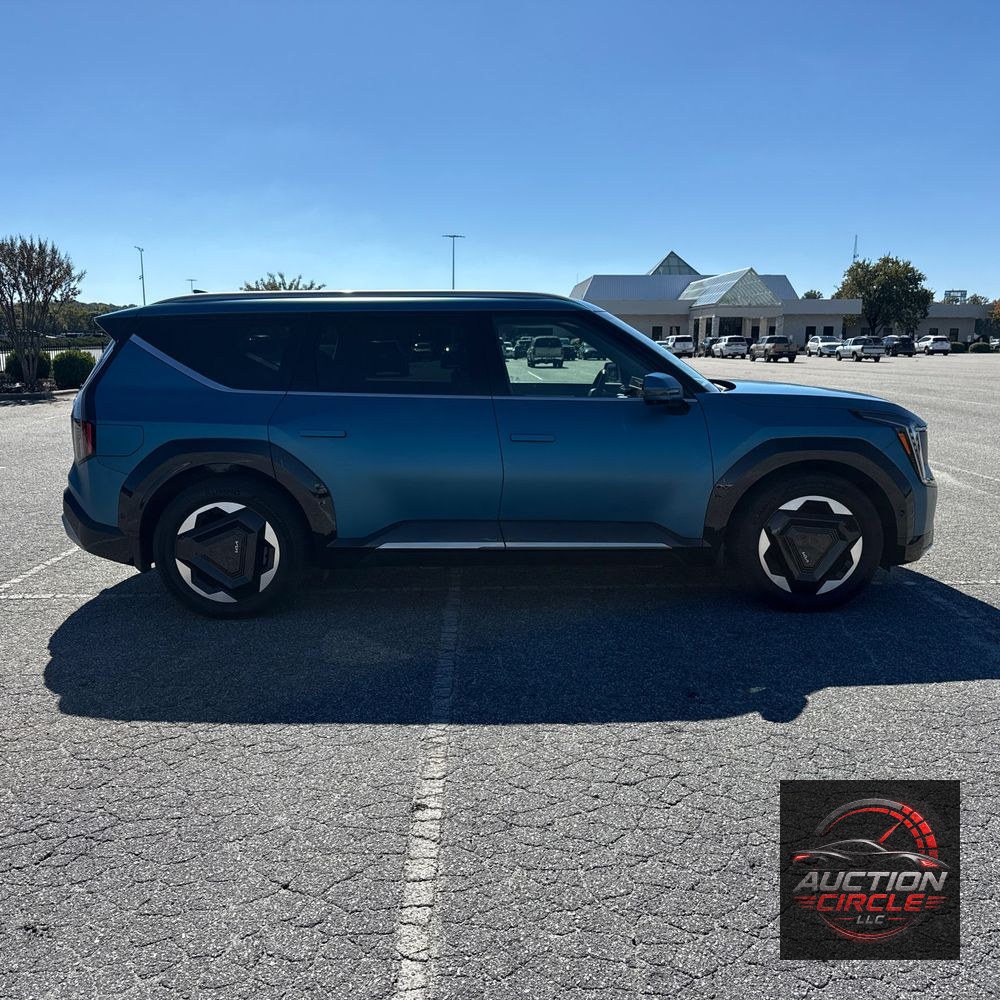 2024 Kia EV9 Land