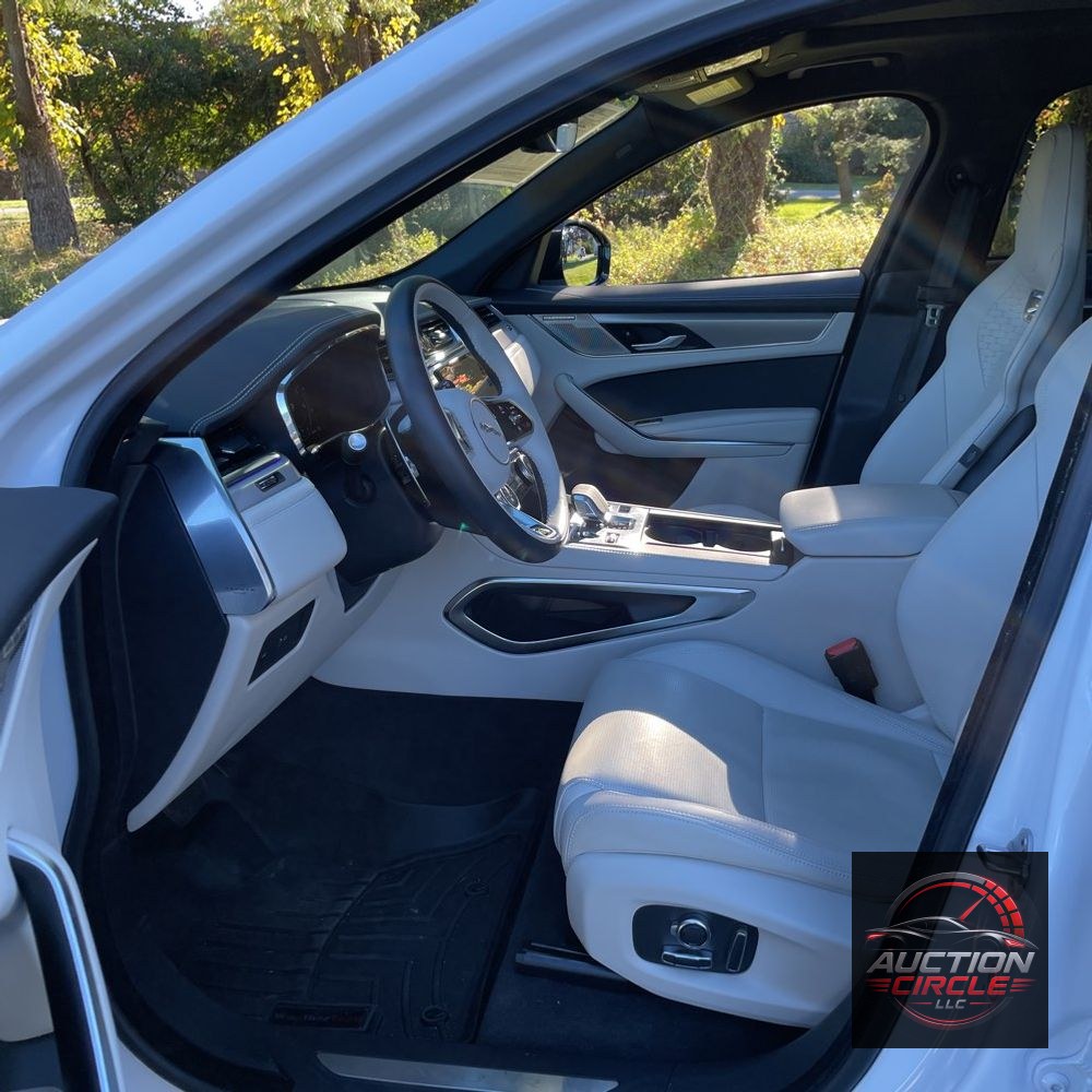 2024 Jaguar F-Pace P400 R-Dynamic S