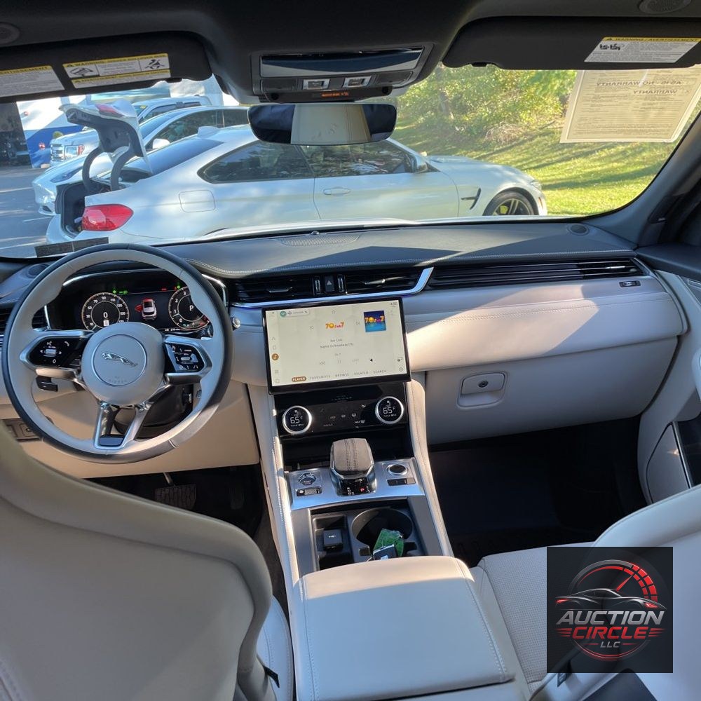 2024 Jaguar F-Pace P400 R-Dynamic S