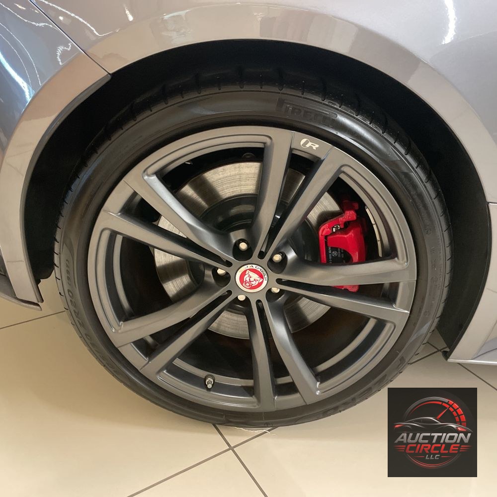 2022 Jaguar F-Type R
