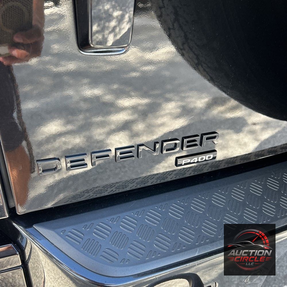 2022 Land Rover Defender 110 X-Dynamic SE