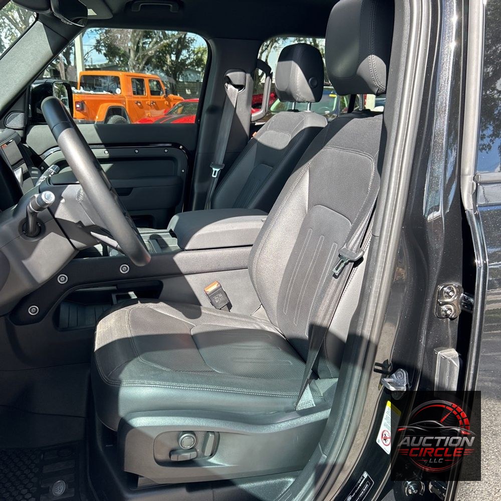 2022 Land Rover Defender 110 X-Dynamic SE