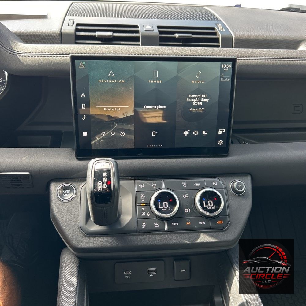2022 Land Rover Defender 110 X-Dynamic SE