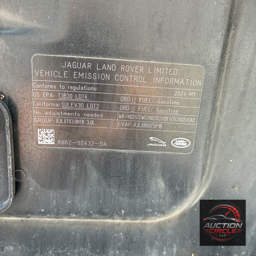 2024 Land Rover Defender 130 X-Dyn SE P400