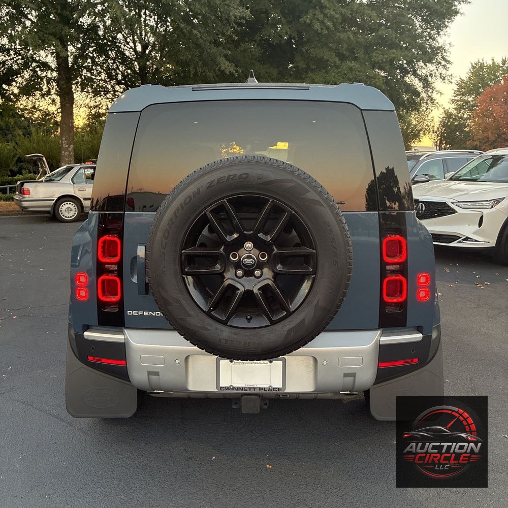 2024 Land Rover Defender 110 S P400
