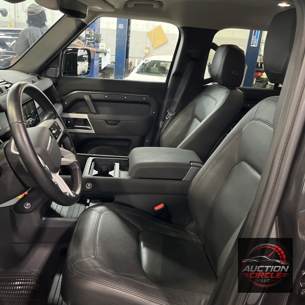 2023 Land Rover Defender 110 S