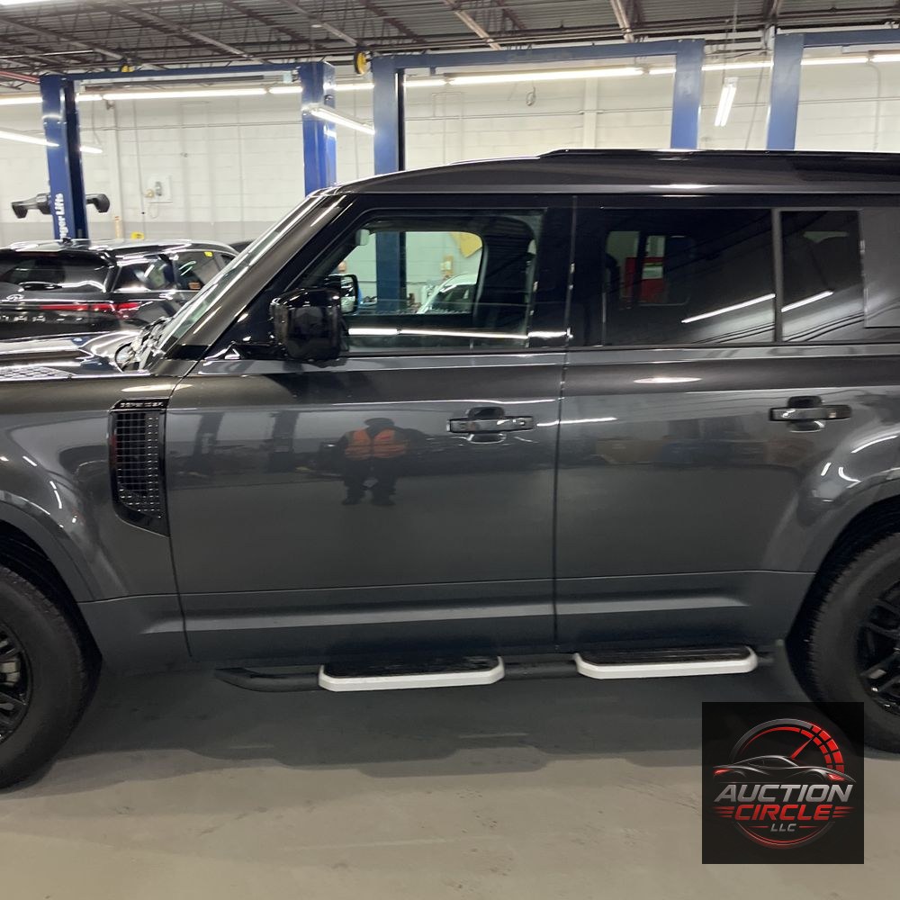 2023 Land Rover Defender 110 S