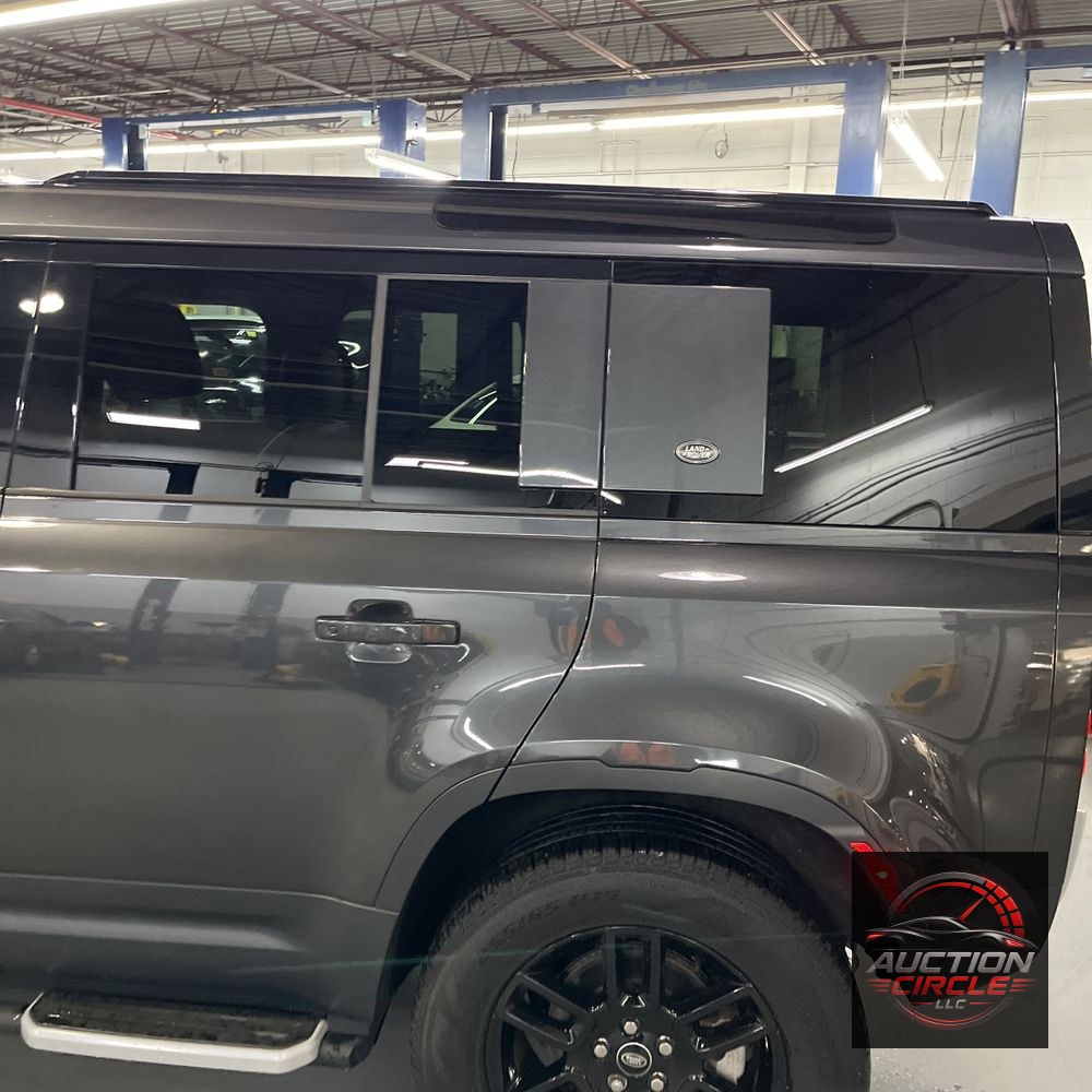 2023 Land Rover Defender 110 S