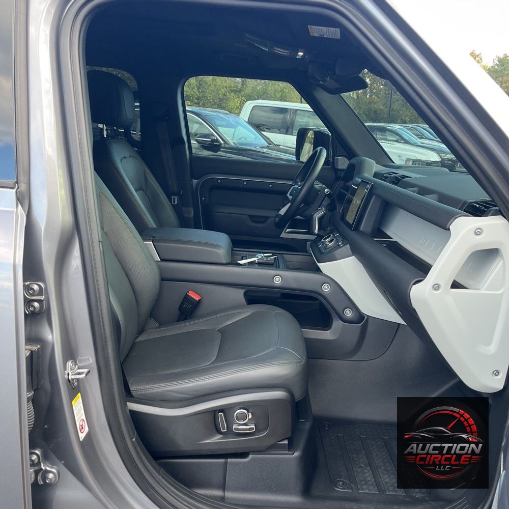 2023 Land Rover Defender 130 S