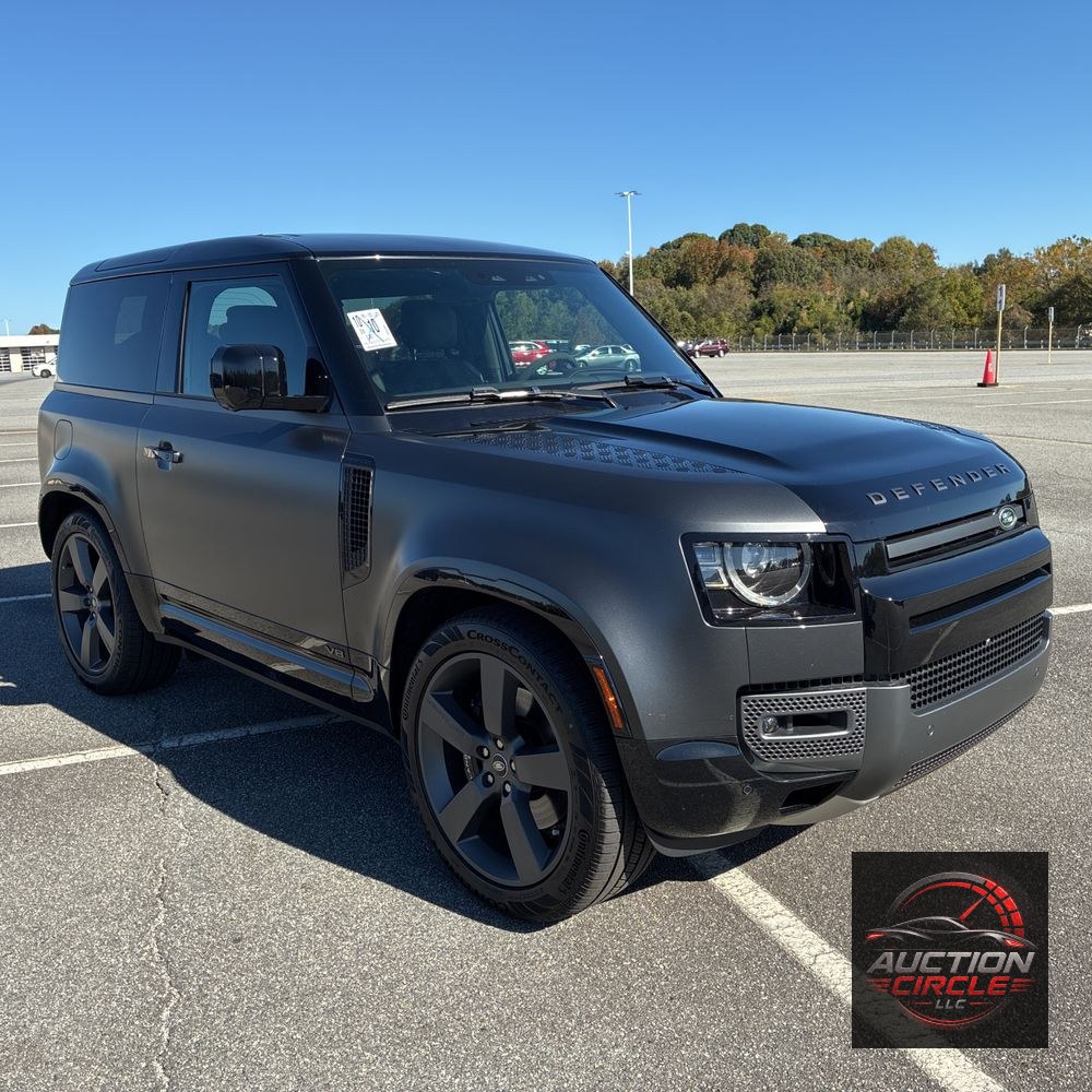2024 Land Rover Defender 90 Carp Ed V8 P525