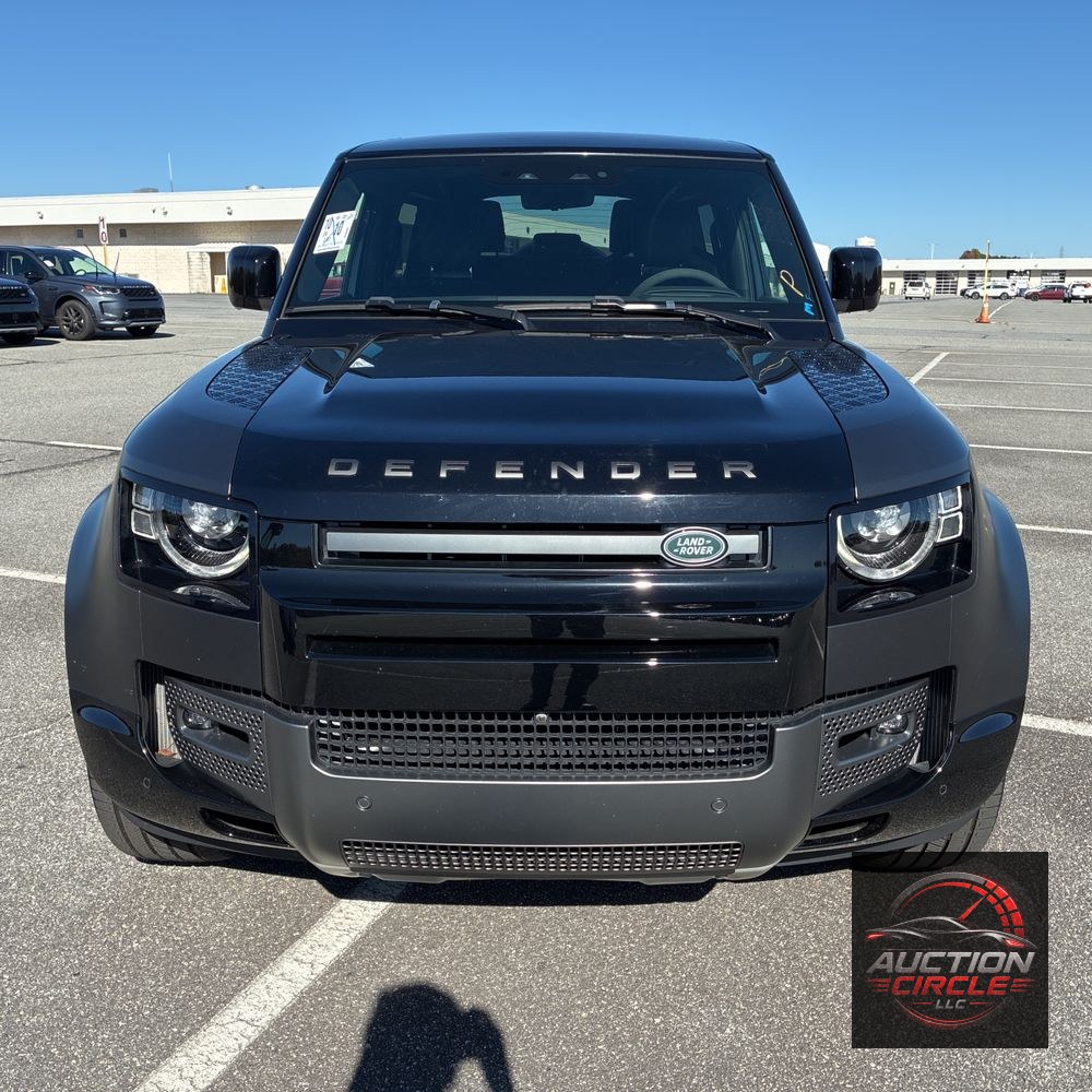 2024 Land Rover Defender 90 Carp Ed V8 P525