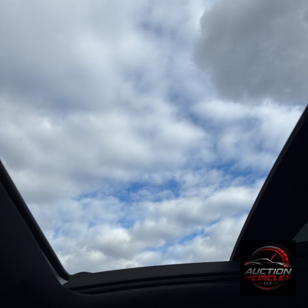 2024 Land Rover Defender 110 Carp Ed V8 P525