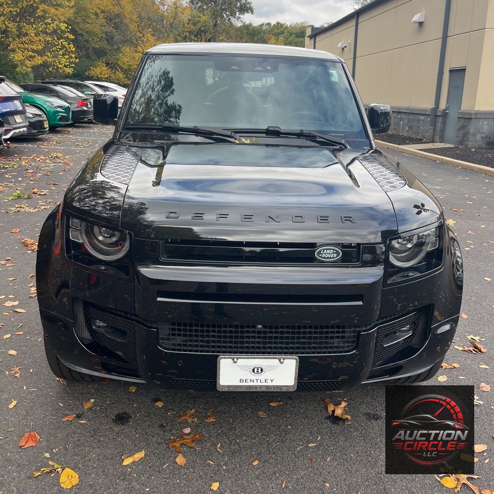 2025 Land Rover Defender 110 V8 P525