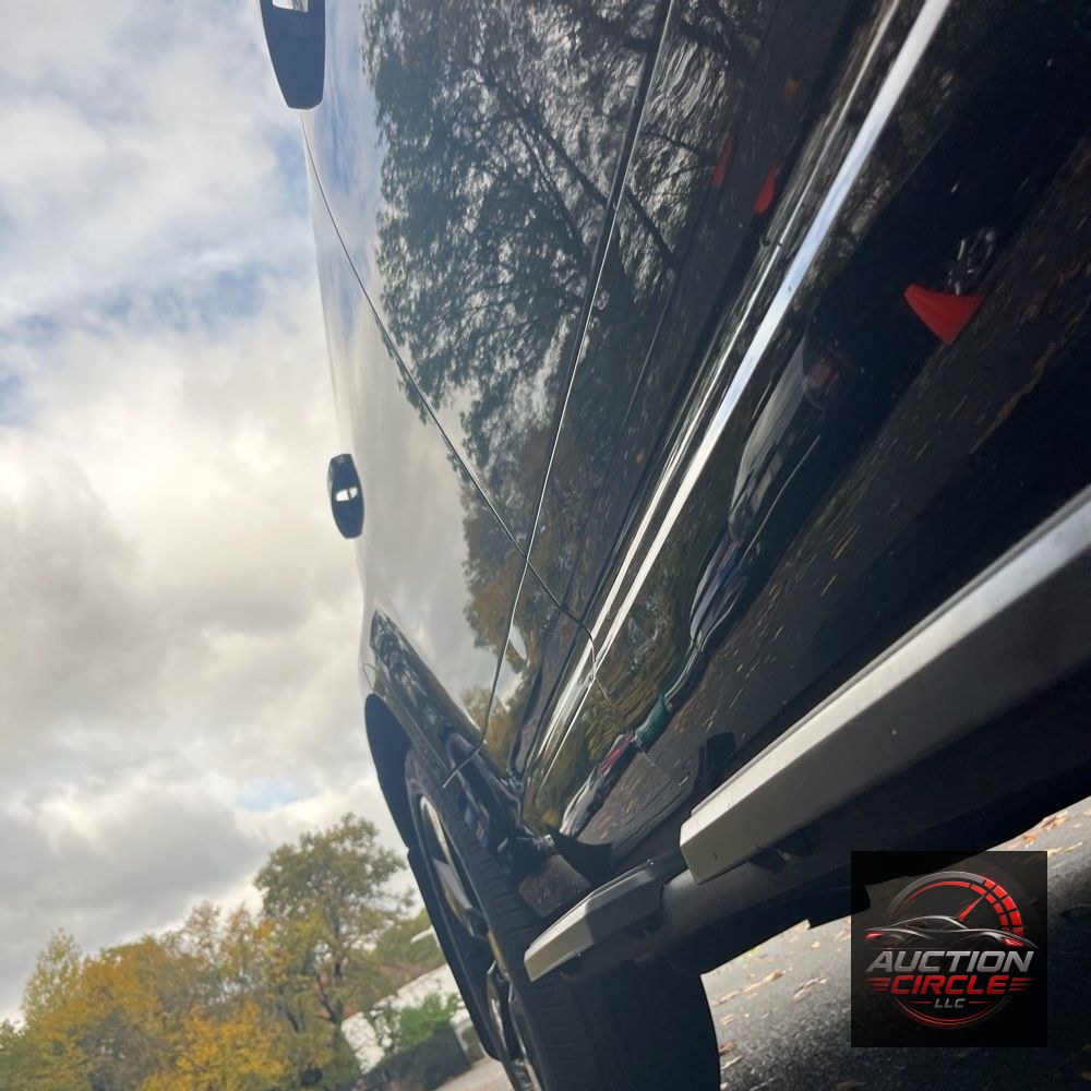 2025 Land Rover Defender 110 V8 P525