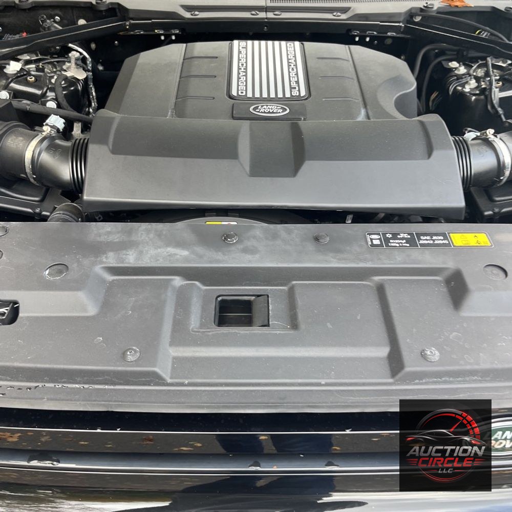 2025 Land Rover Defender 110 V8 P525