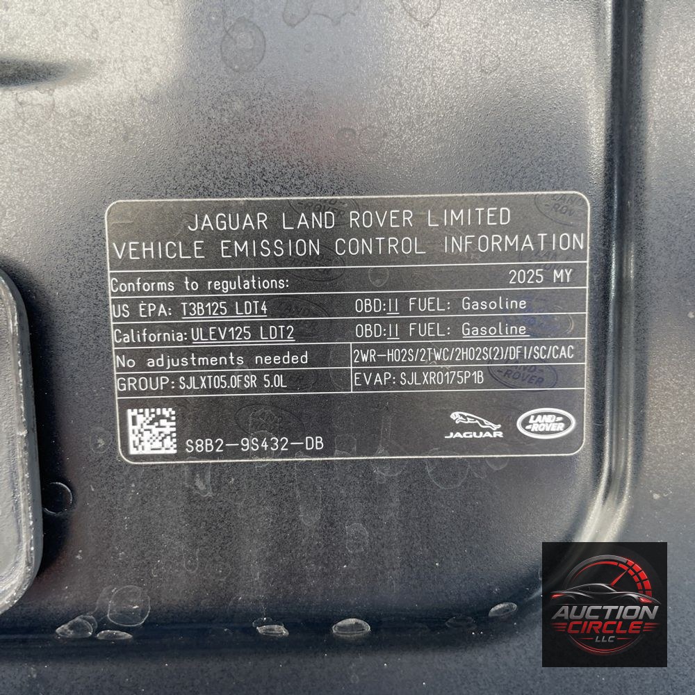 2025 Land Rover Defender 130 V8 P500
