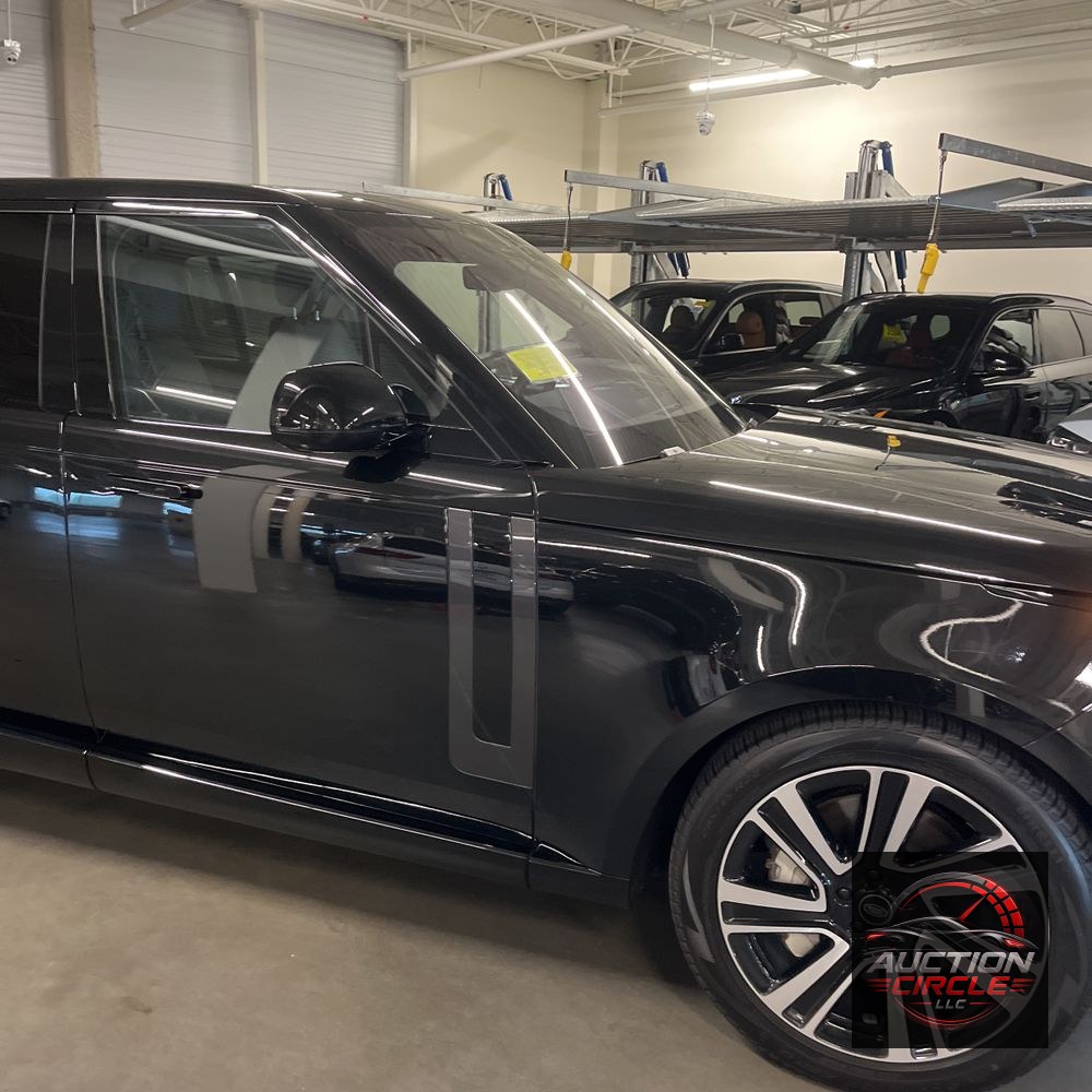 2023 Land Rover Range Rover P530 SE