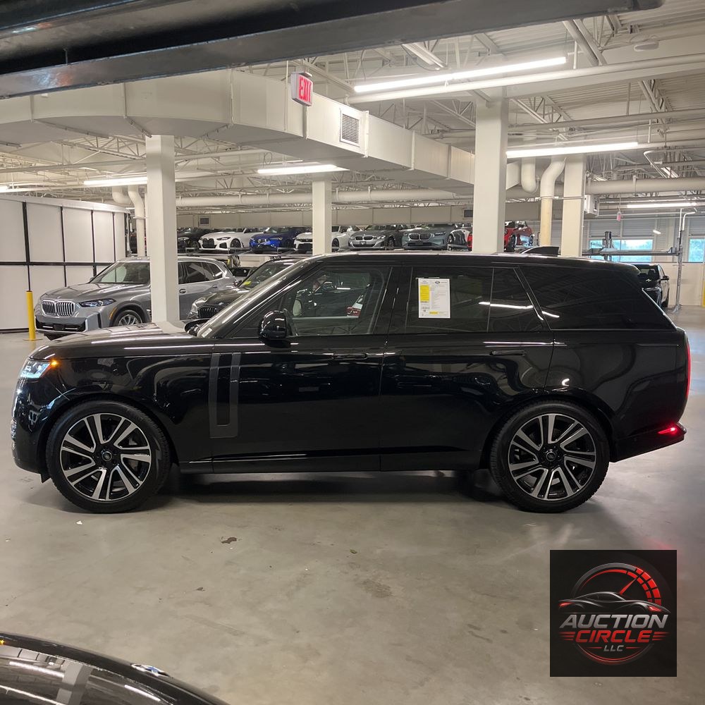 2023 Land Rover Range Rover P530 SE