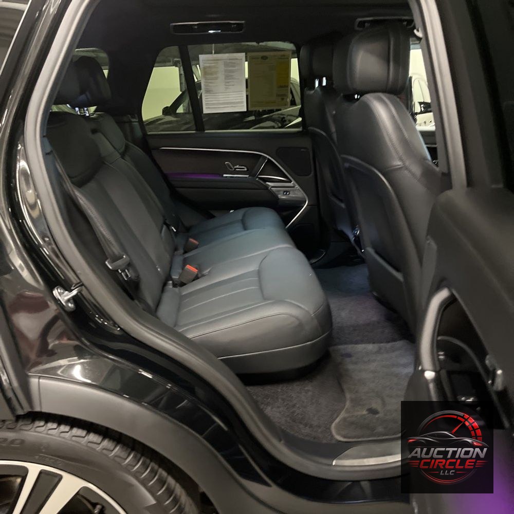 2023 Land Rover Range Rover P530 SE