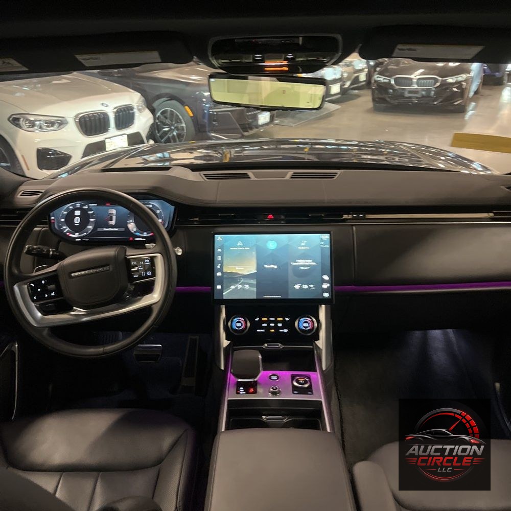 2023 Land Rover Range Rover P530 SE