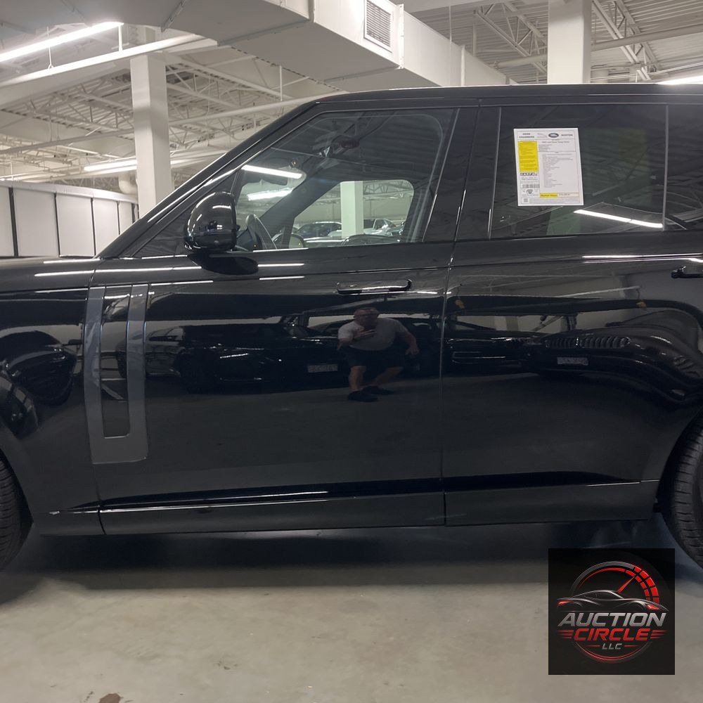 2023 Land Rover Range Rover P530 SE