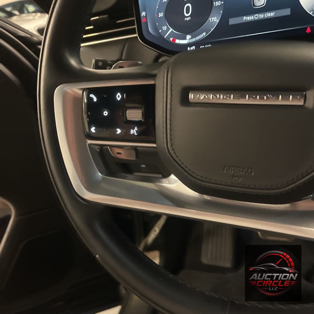 2023 Land Rover Range Rover P530 SE