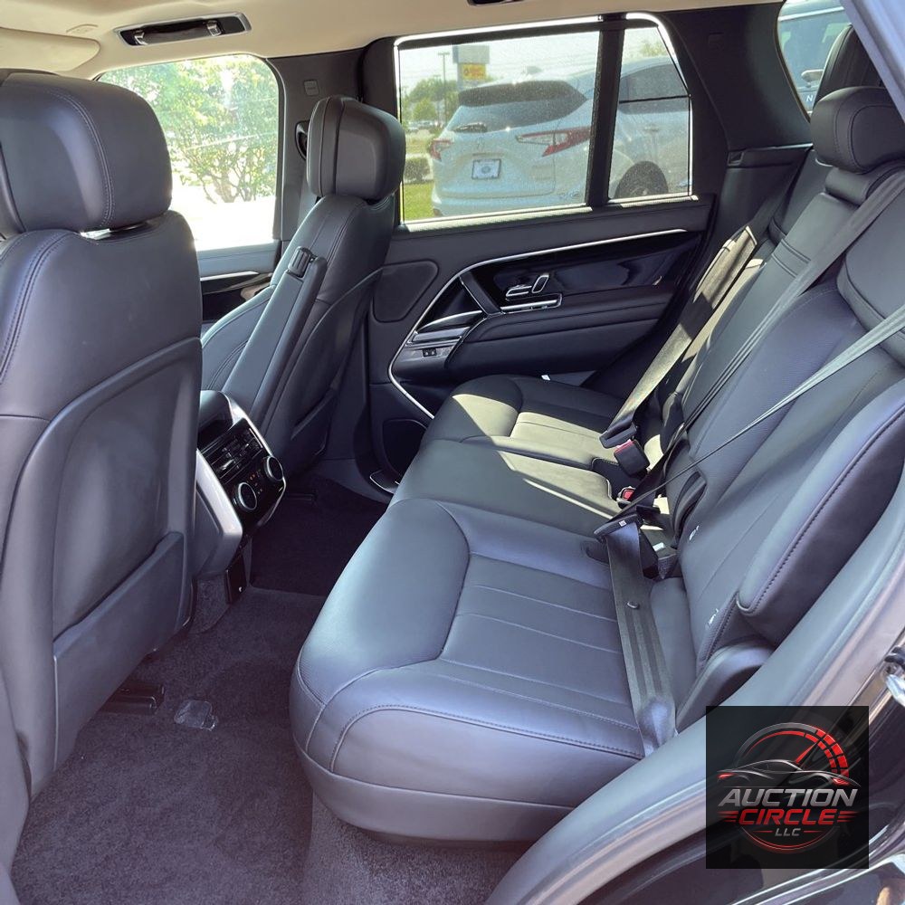 2023 Land Rover Range Rover SE