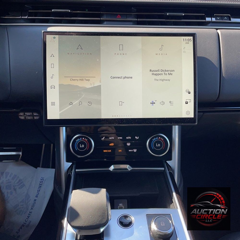 2023 Land Rover Range Rover SE