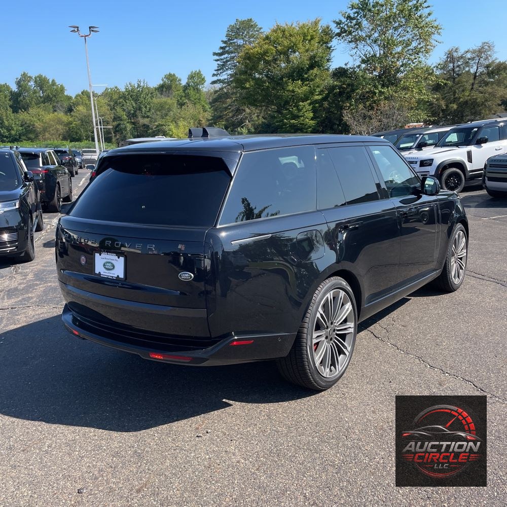 2023 Land Rover Range Rover SE