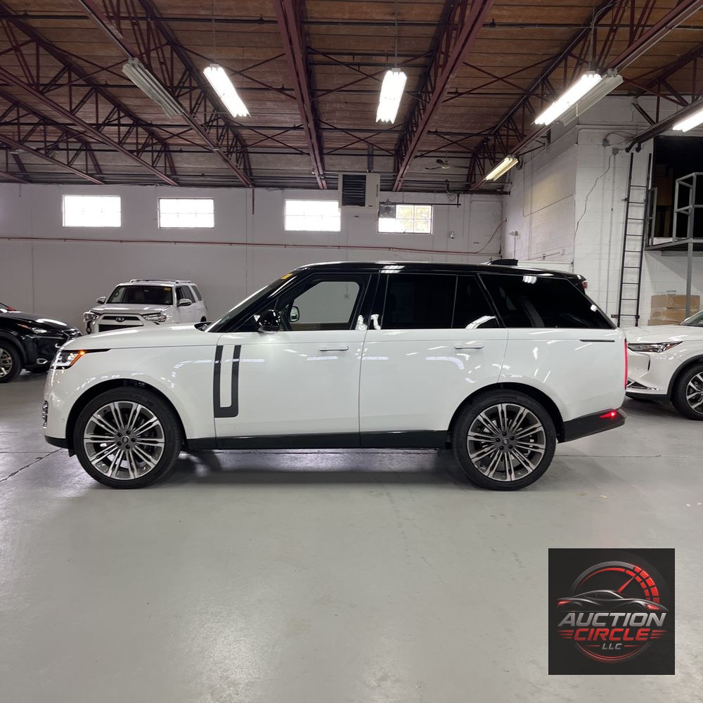 2025 Land Rover Range Rover P400 SE
