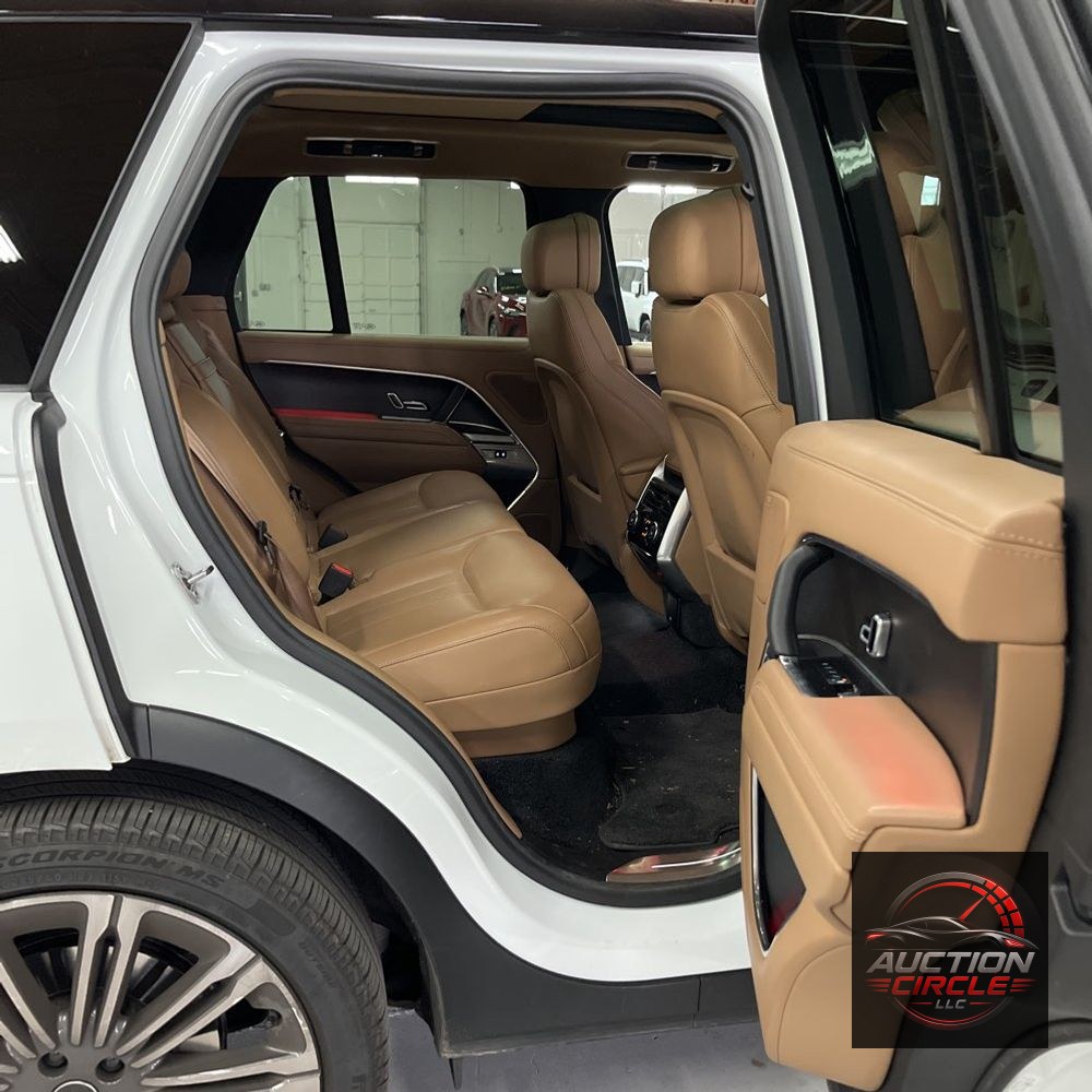 2025 Land Rover Range Rover P400 SE