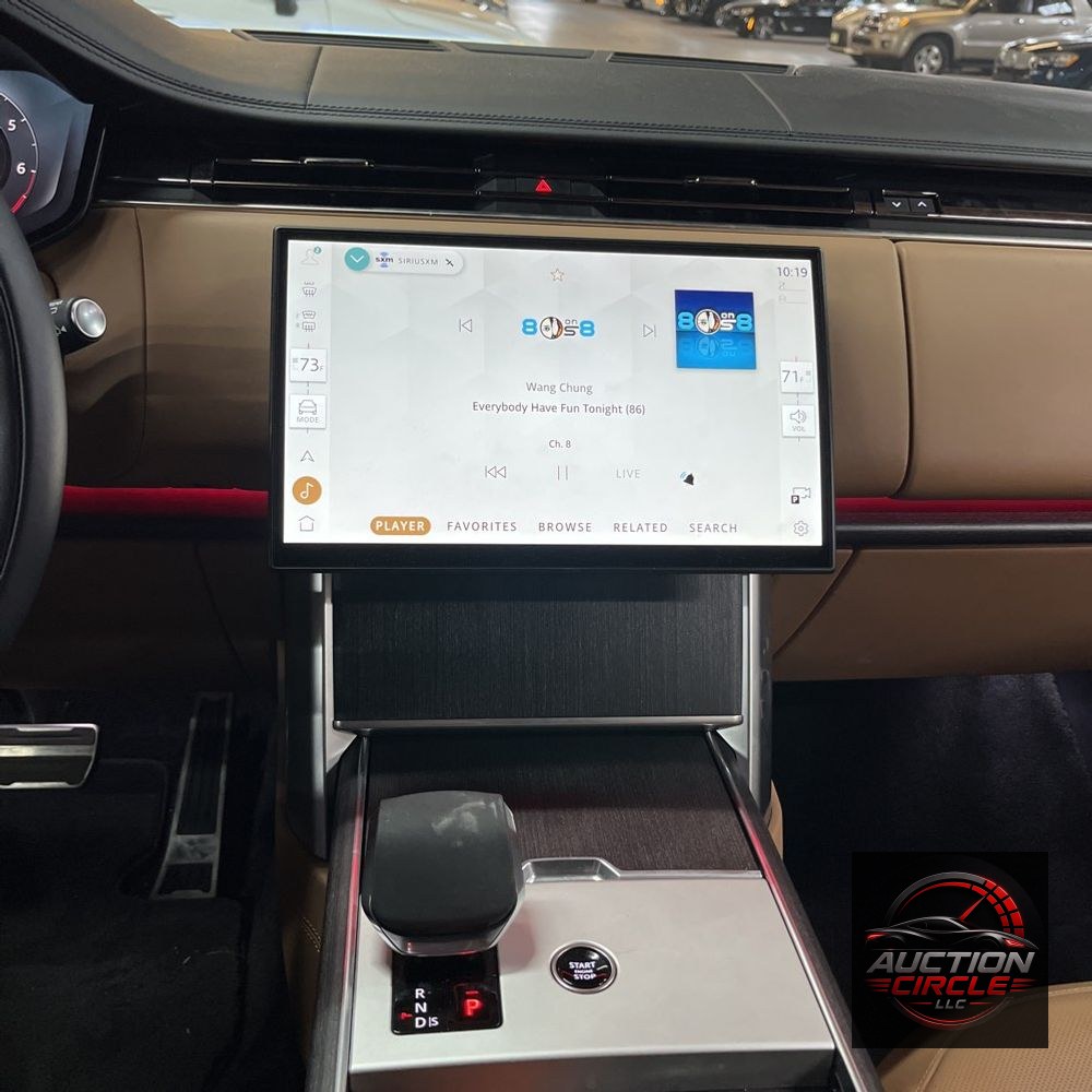2025 Land Rover Range Rover P400 SE