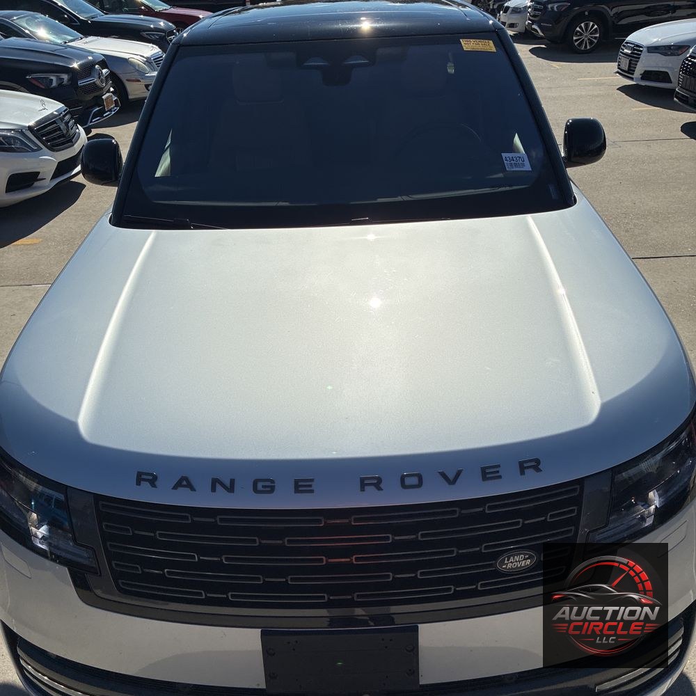 2023 Land Rover Range Rover P530 SE LWB