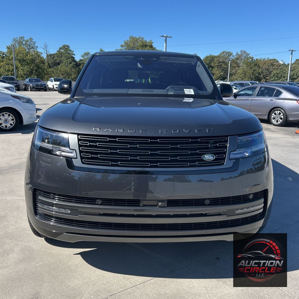 2023 Land Rover Range Rover P530 SE LWB