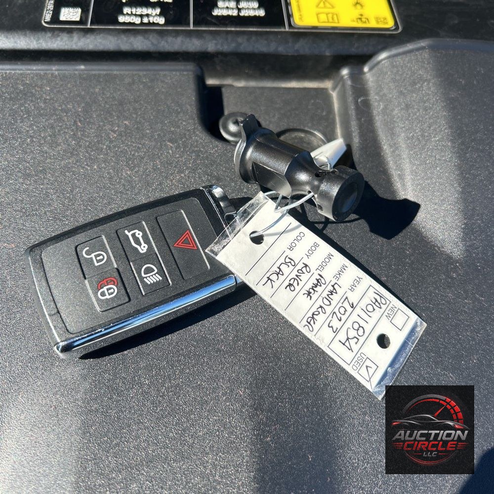 2023 Land Rover Range Rover P530 SE LWB
